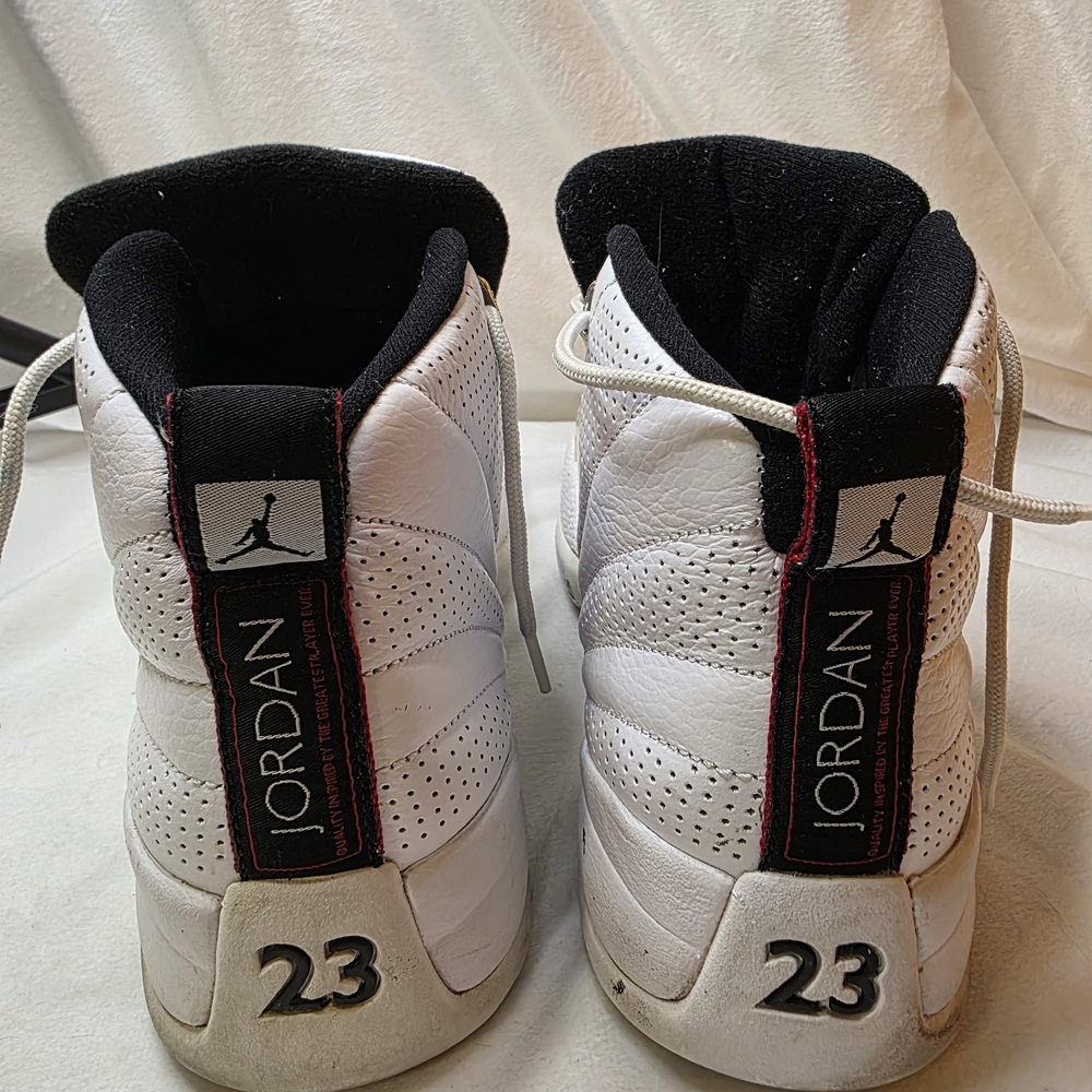 Jordan 23 Classic White and Black Sneakers Size 8